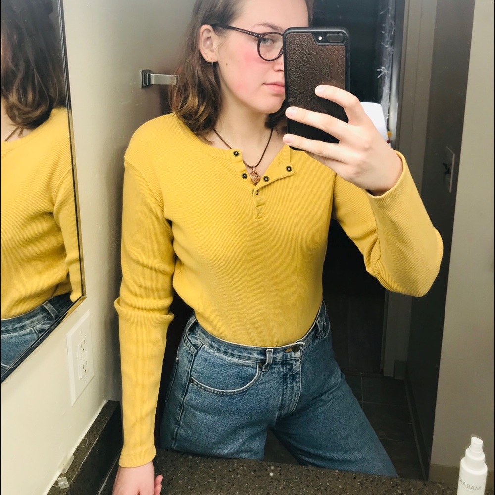 yellow ribbed carhartt long sleeve size large